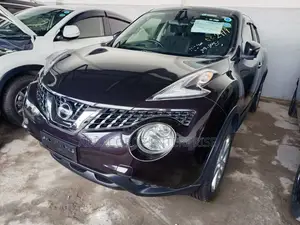 Nissan Juke S AWD 2016 Purple