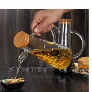 Unique Oil Jar With Bamboo Lid 