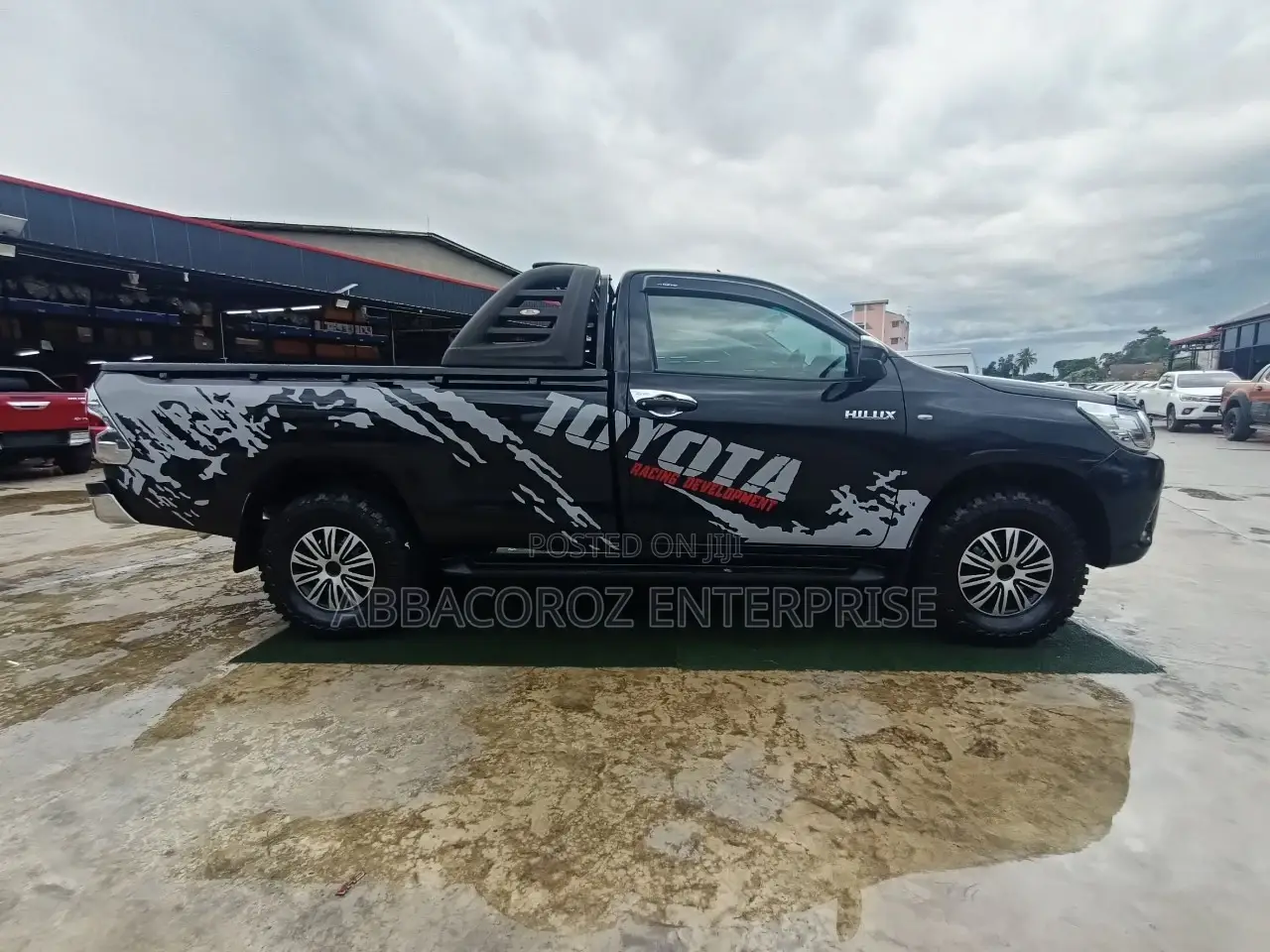 Toyota Hilux 2016 Black