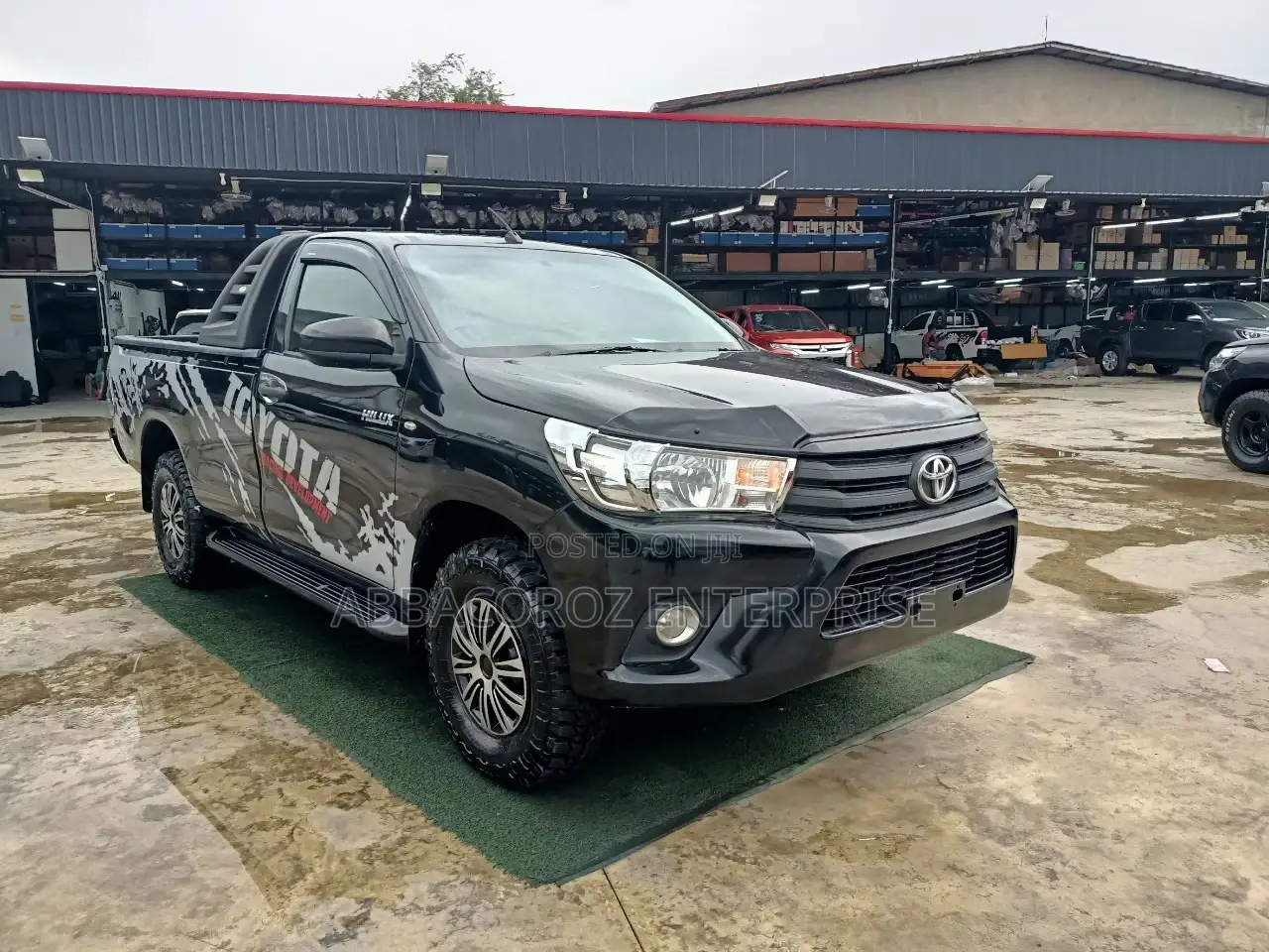 Toyota Hilux 2016 Black