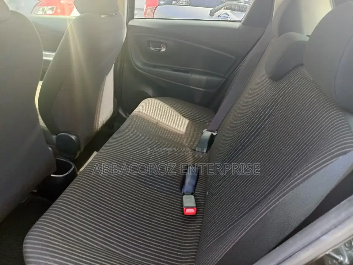 Toyota Vitz 1.3 FWD 3dr 2016 Black
