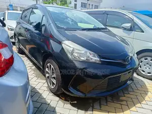 Toyota Vitz 1.3 FWD 3dr 2016 Black