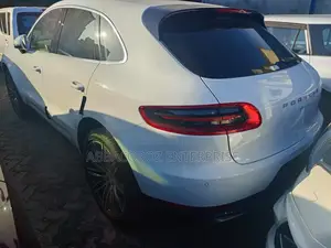 Porsche Macan 2016 White