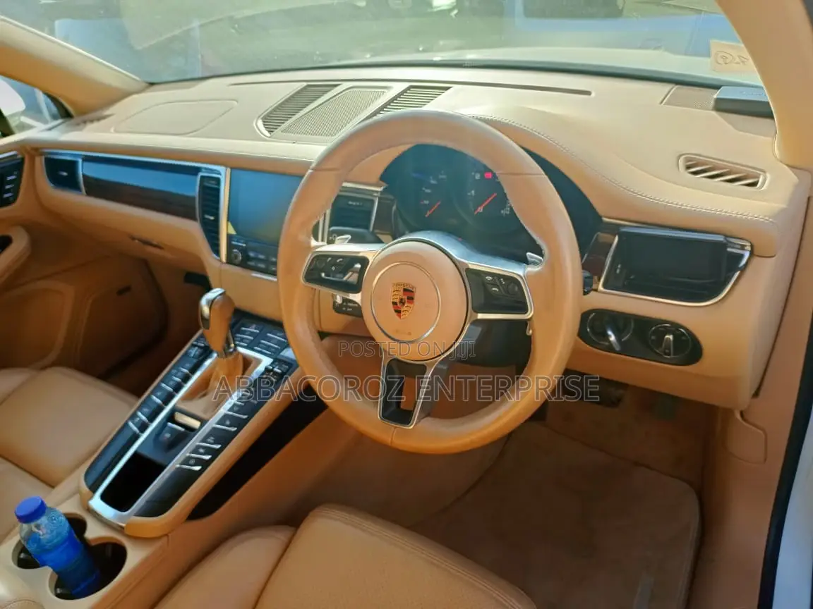Porsche Macan 2016 White