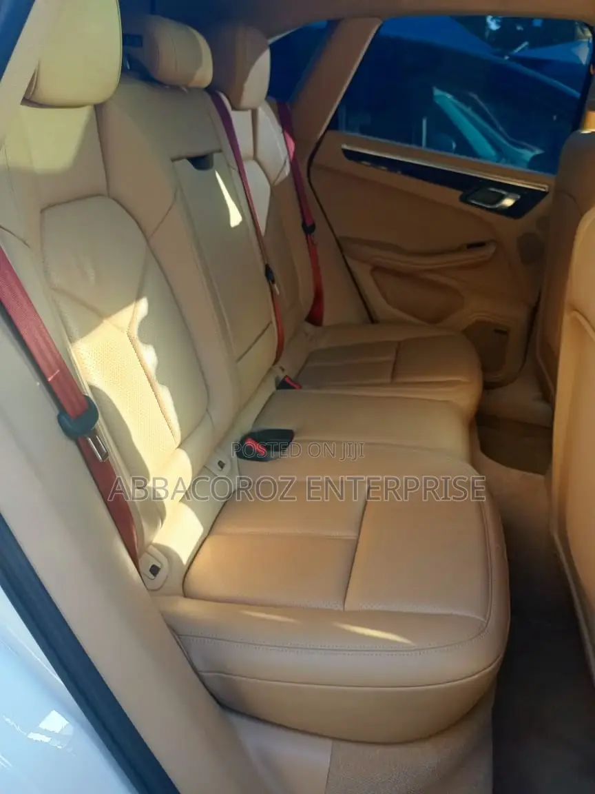 Porsche Macan 2016 White