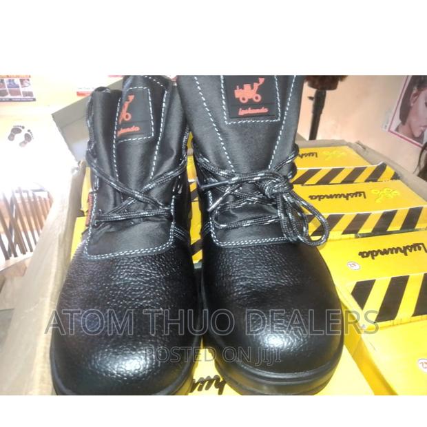 Safety Boots Available In All Sizes
