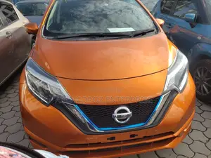 Nissan Note 1.6 Petrol 2016 Orange
