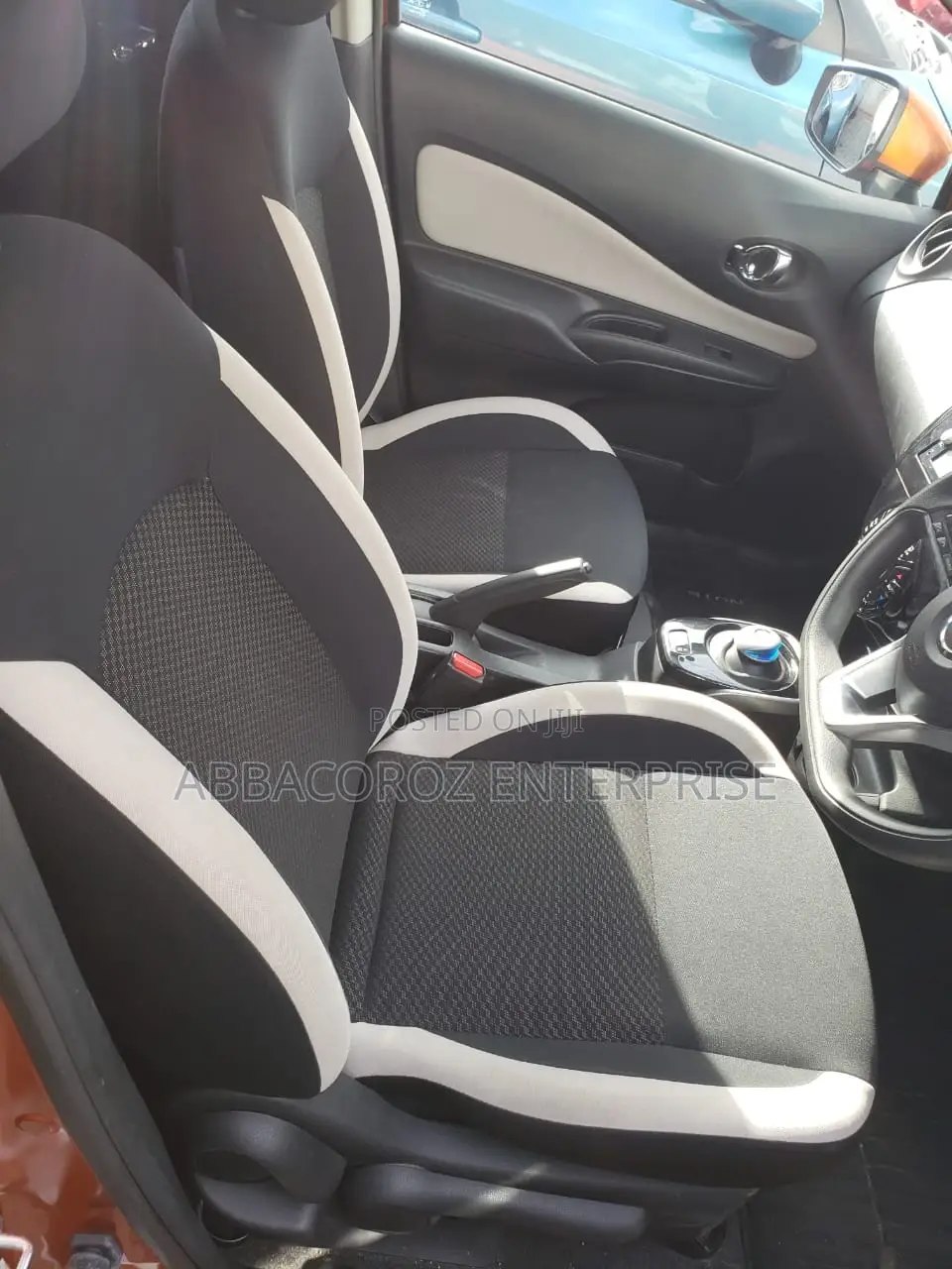 Nissan Note 1.6 Petrol 2016 Orange