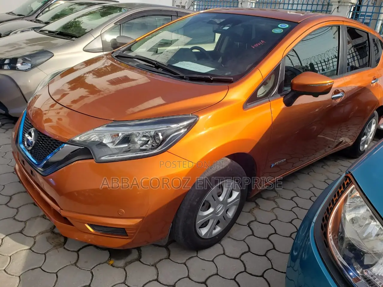 Nissan Note 1.6 Petrol 2016 Orange
