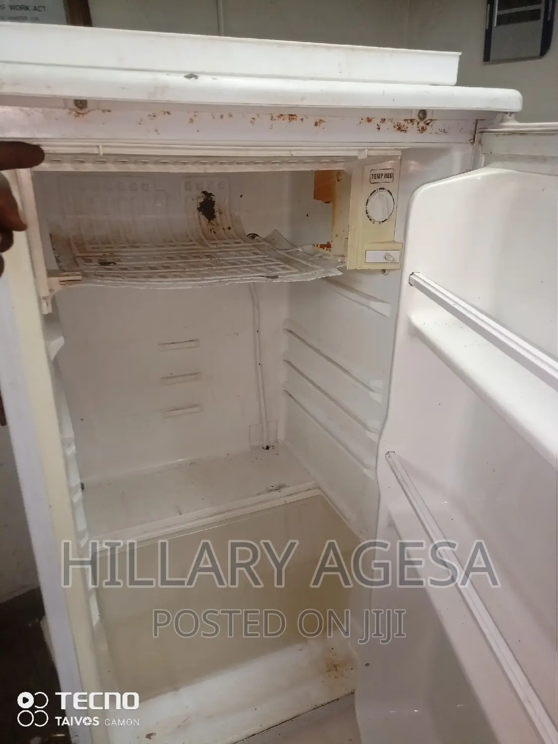 Min Fridge Gas Refilling and Freezer Leakage Repair