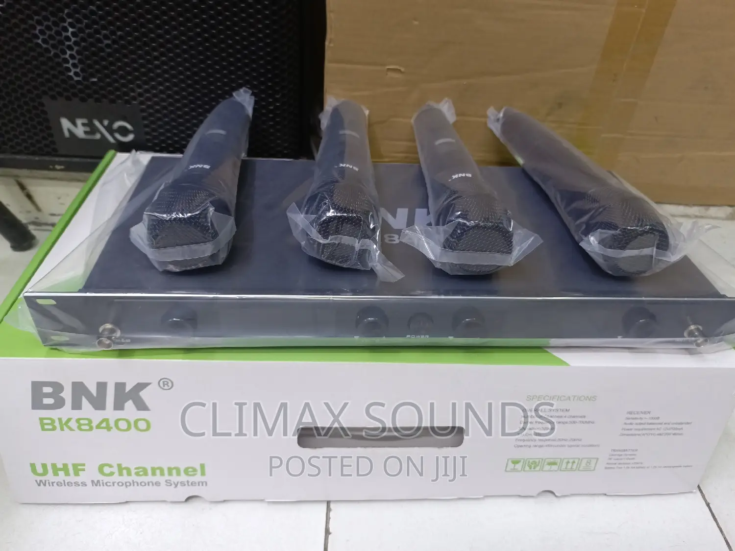 BNK 8400 Wireless Microphone