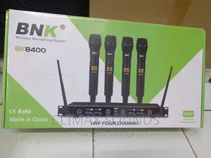 BNK 8400 Wireless Microphone