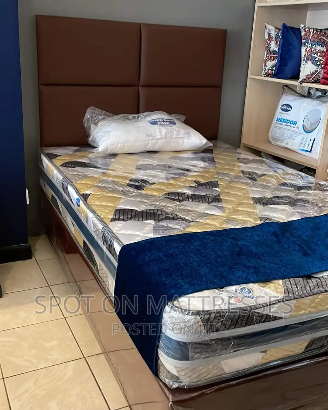 5×6 Mahogany Bed + Spring Mattress 10inch