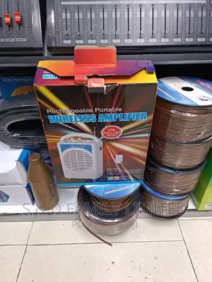 Rechargeable Portable Speaker With Microphone Lapel Mic
