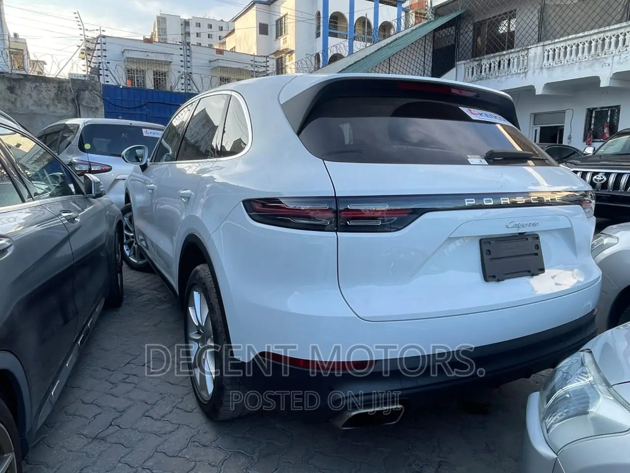 Porsche Cayenne 2019 White