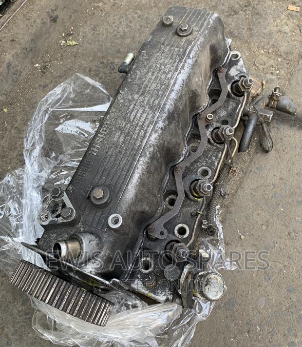 4M40 Cylinder Head