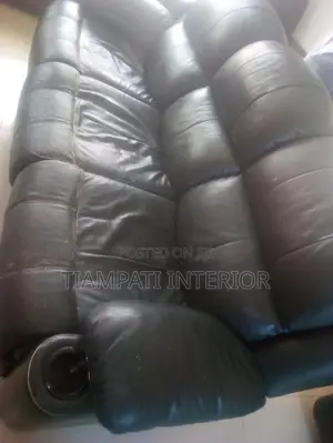 Leather Sofa Sets Dyeing, Refurbishing and Upholstery