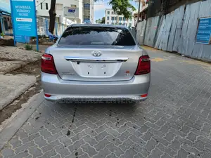 Toyota Axio 1.5 G 2WD 2016 Silver