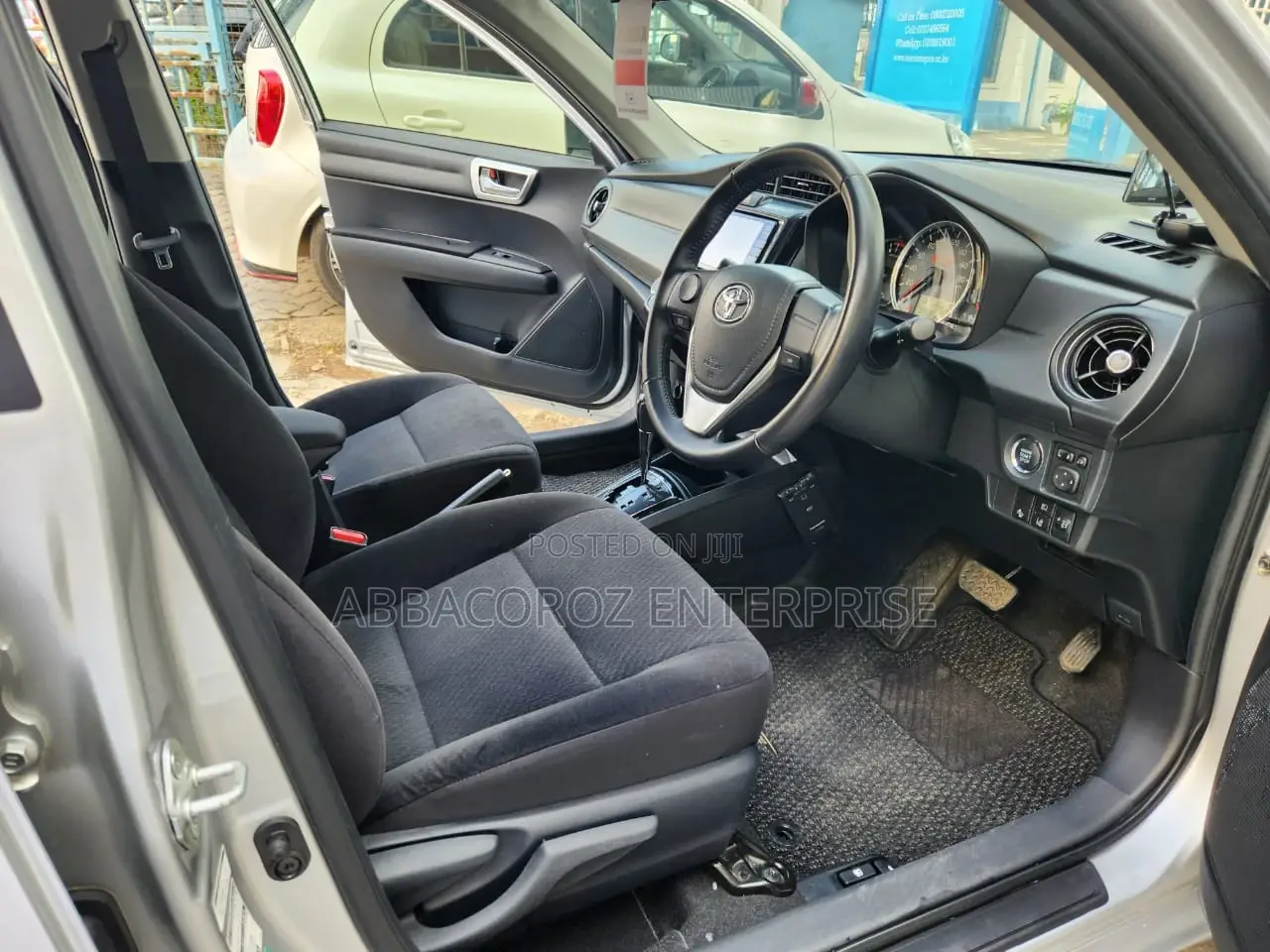 Toyota Axio 1.5 G 2WD 2016 Silver