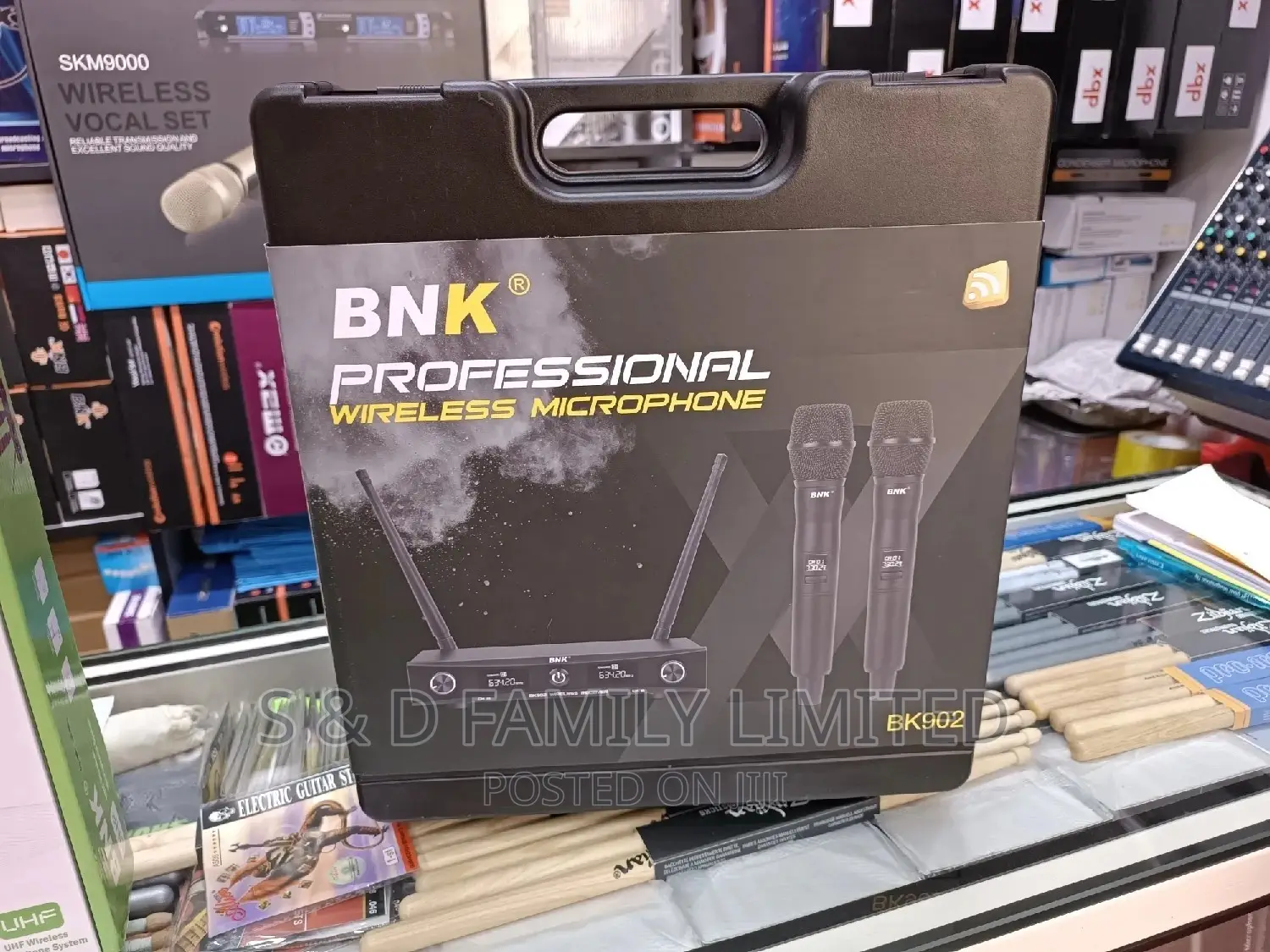 BK 902 BNK Wireless Microphone