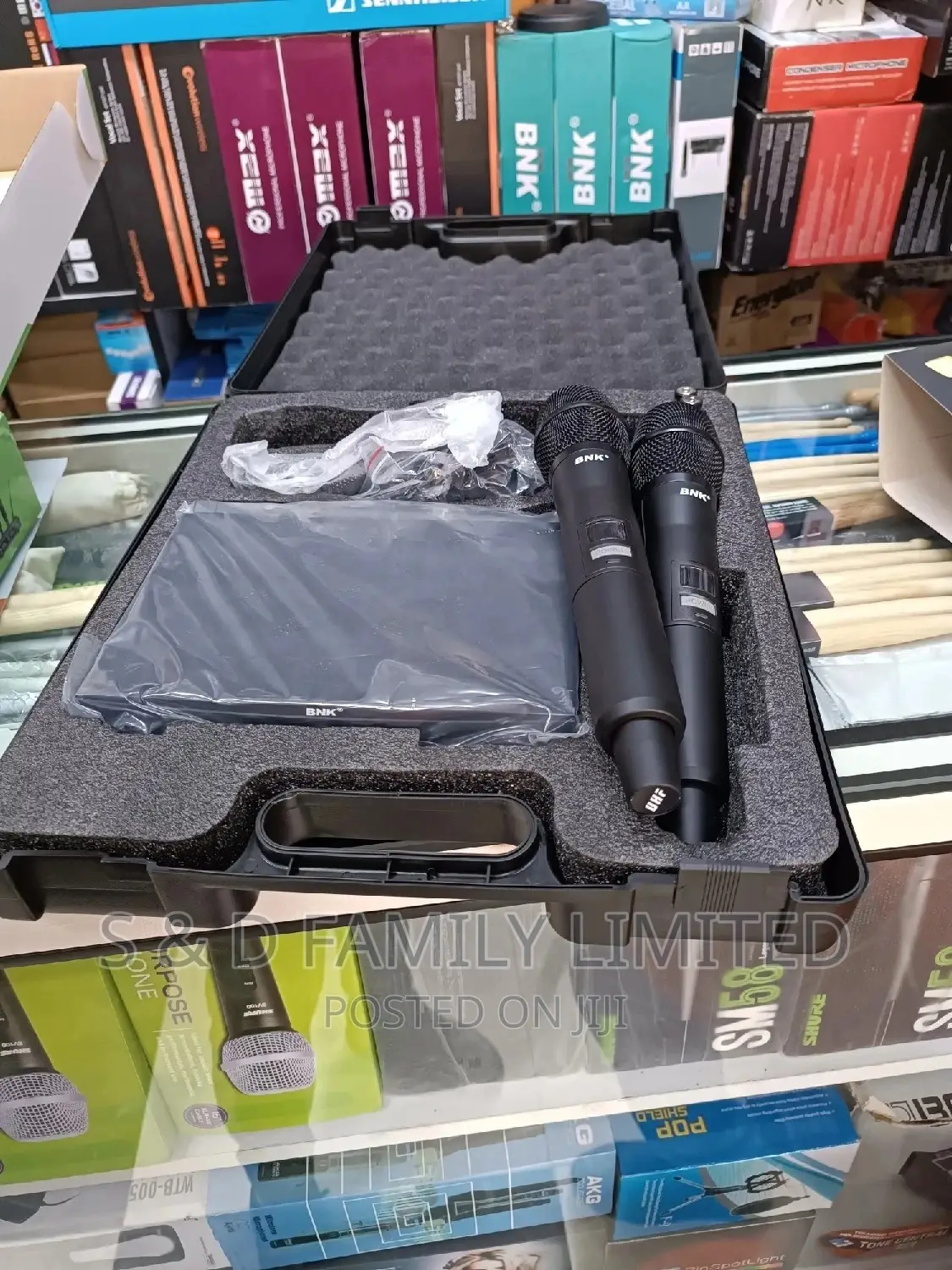BK 902 BNK Wireless Microphone