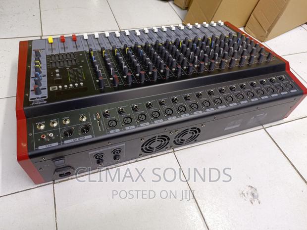 Max 16channels Powered Mixer - thumbnail 2