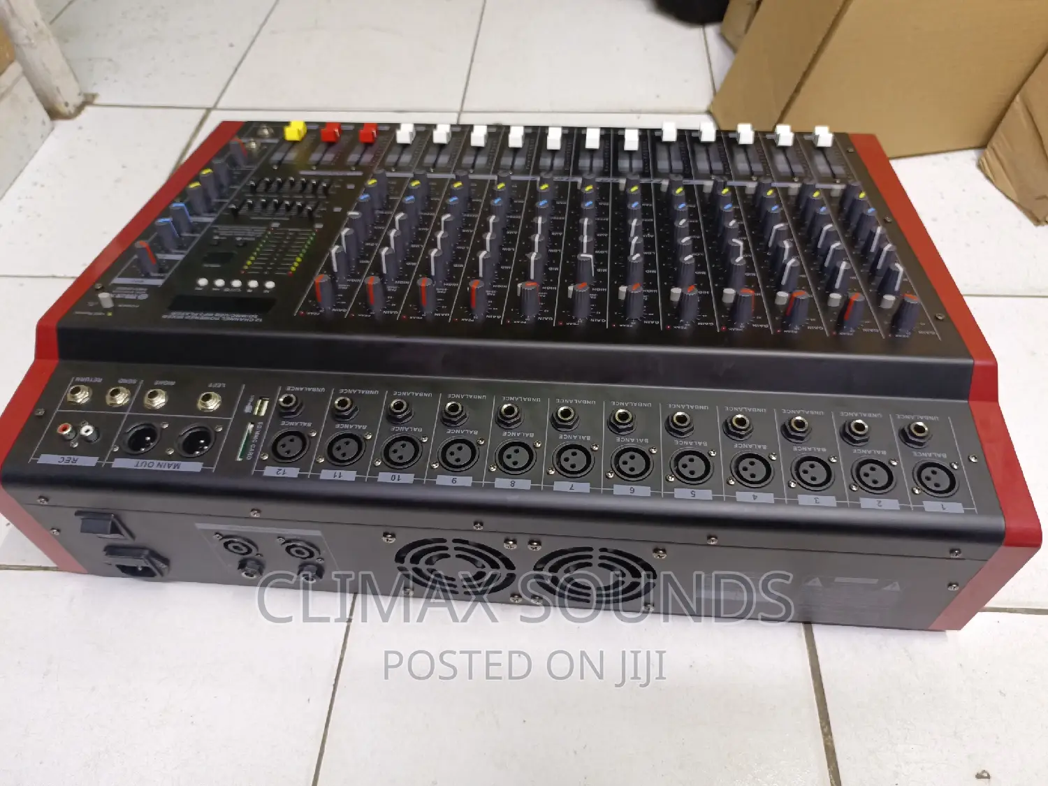 Professional Powered Mixer 12 Channell