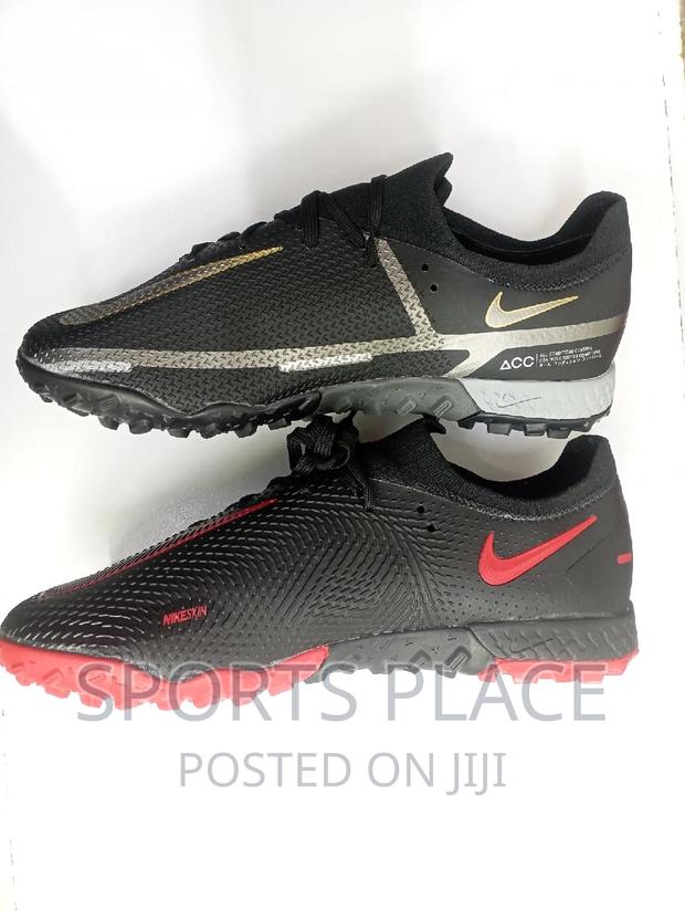 Nike Phantom Football Trainers Collection - thumbnail 2