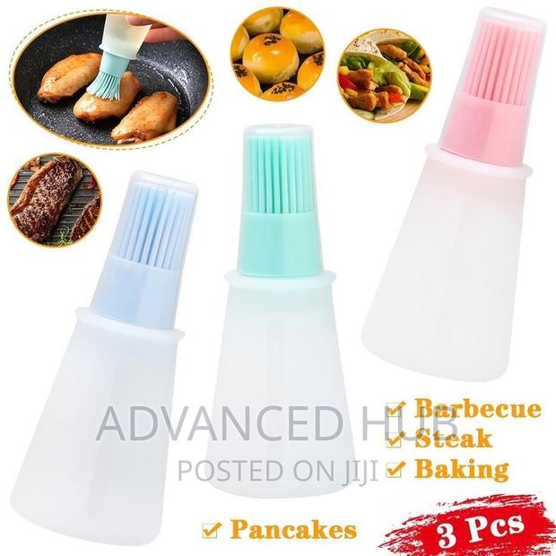 Silicone Oil Bottle With Brush - thumbnail 2