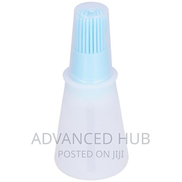 Silicone Oil Bottle With Brush - thumbnail 7