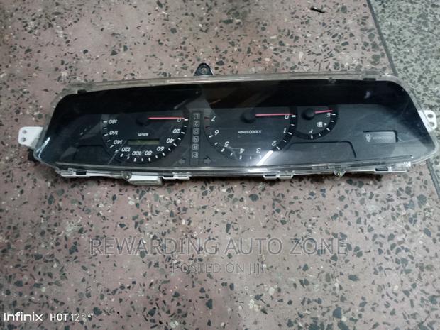 Noah 2005 Speedometer.Drive 2 - main view