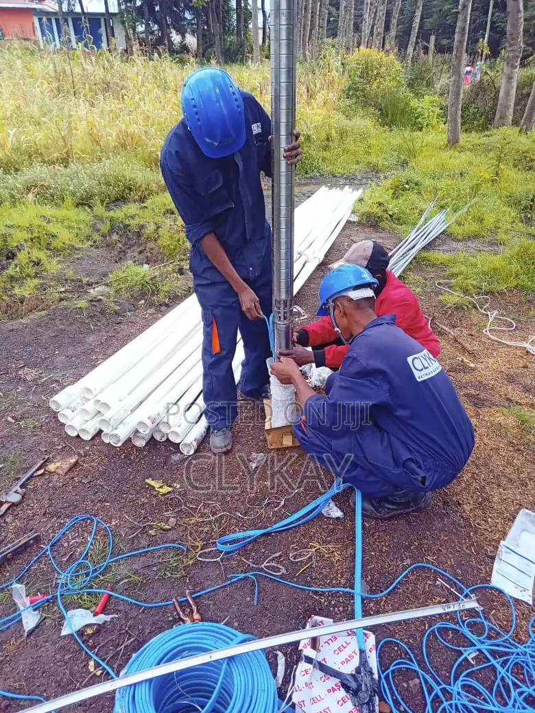Borehole Solar Works and Pump
