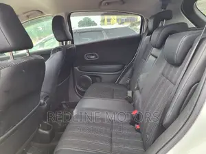 Honda Vezel 1.5 Hybrid 2WD 2016 Pearl