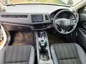 Honda Vezel 1.5 Hybrid 2WD 2016 Pearl