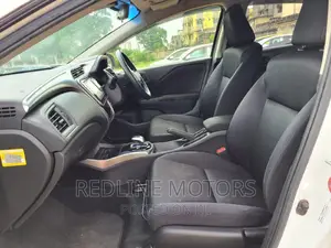 Honda Grace 1.5 Hybrid FWD 2016 Pearl
