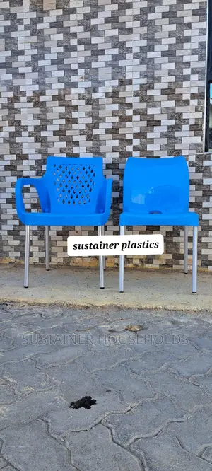 Heavy Duty Plastic Chairs