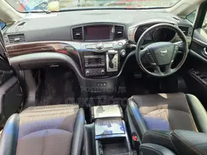Nissan Elgrand 2016 Silver