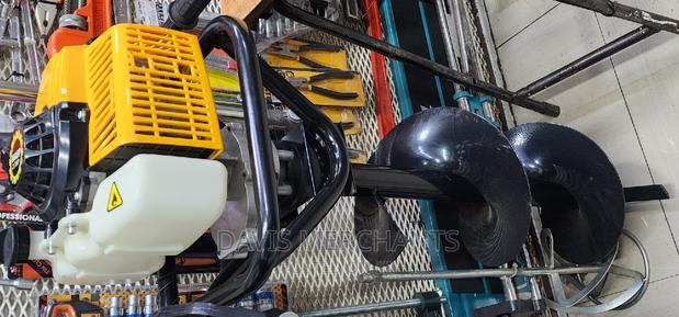 Earth Auger Machine With 26cc High Performance Engine - thumbnail 2