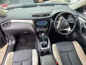 Nissan X-Trail 2.0 Petrol AWD 2016 Gray