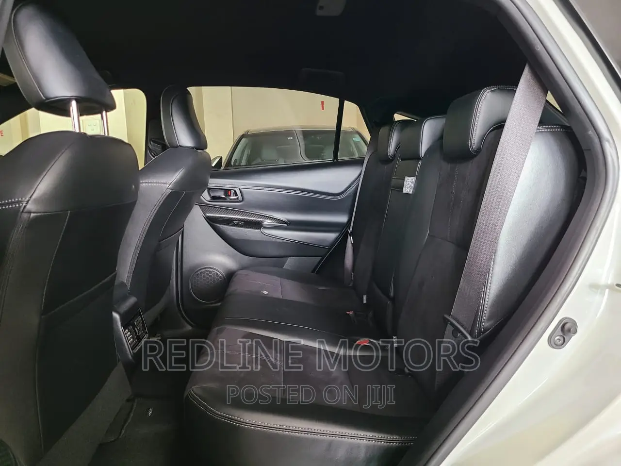 Toyota Harrier 2.0 2017 Pearl