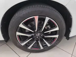 Toyota Harrier 2.0 2017 Pearl