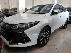 Toyota Harrier 2.0 2017 Pearl