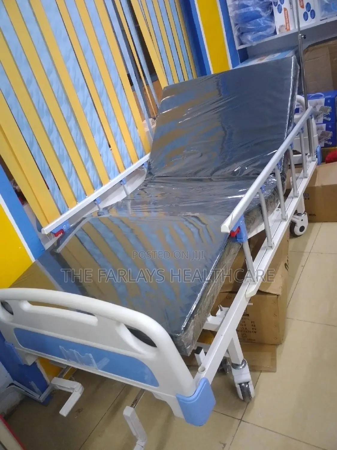 Patient Bed Double Crank For Hospital And Homecare.