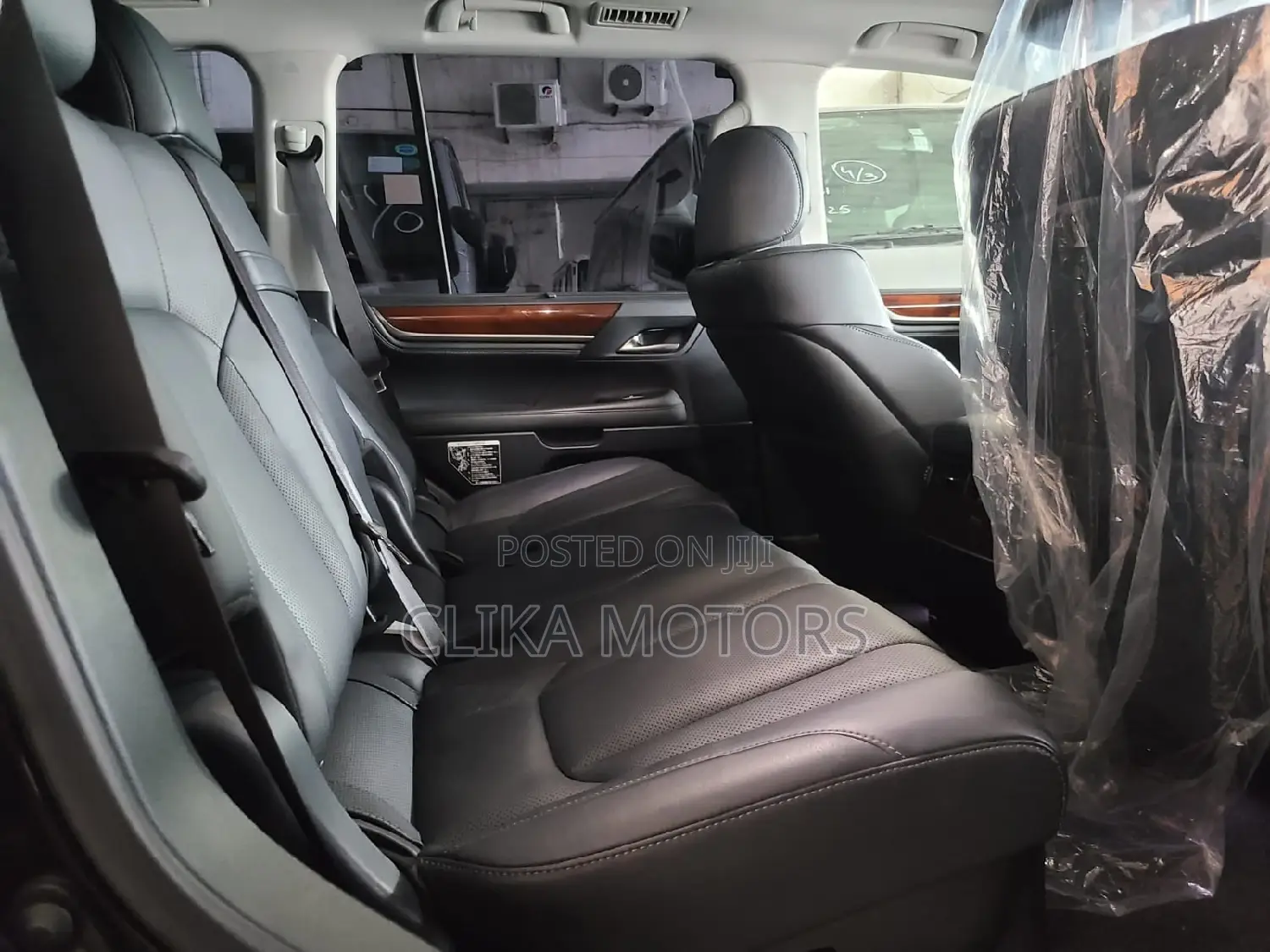 Lexus LX 570 AWD 2016 Black