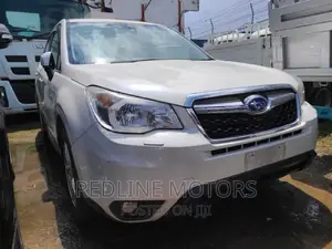 Subaru Forester Premium AWD 2020 White