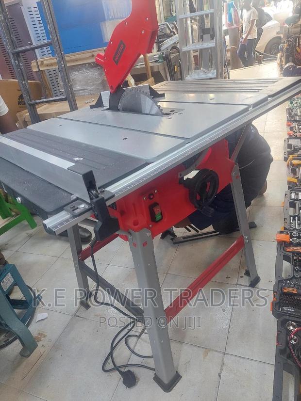 Portable Woodworking Table Saw - main view