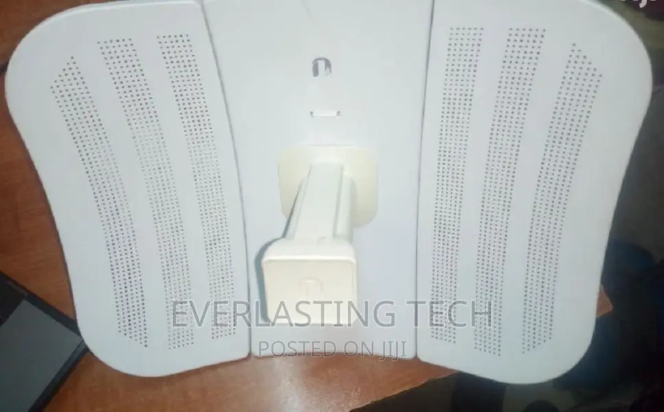 .Lbe-5ac-Gen2 – Ubiquiti Airmax Litebeam Gen 2 5ac 5ghz 23db