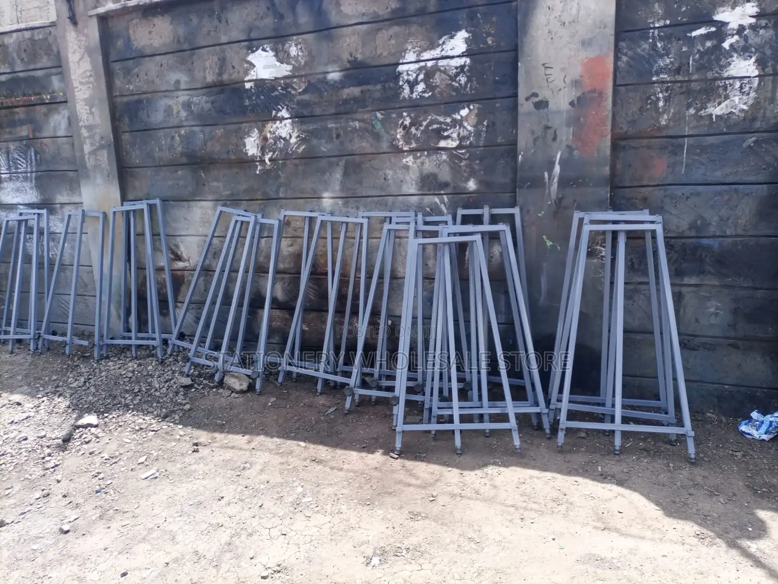 Whiteboard Stand Tripod Made of Steel