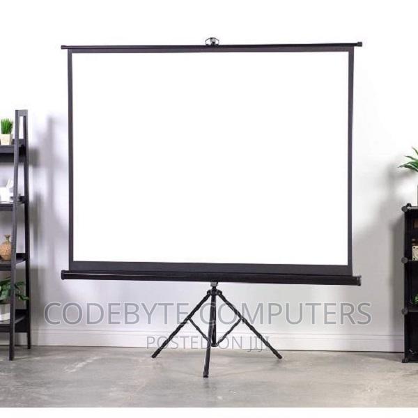 Techcom Tc-TPS-2200 Tripod Projector Screen 200 X 200 - thumbnail 2