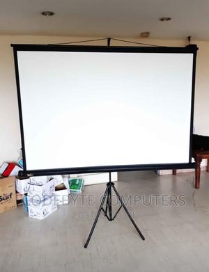Techcom Tc-TPS-2180 Tripod Projector Screen 180 X 180 - thumbnail 2